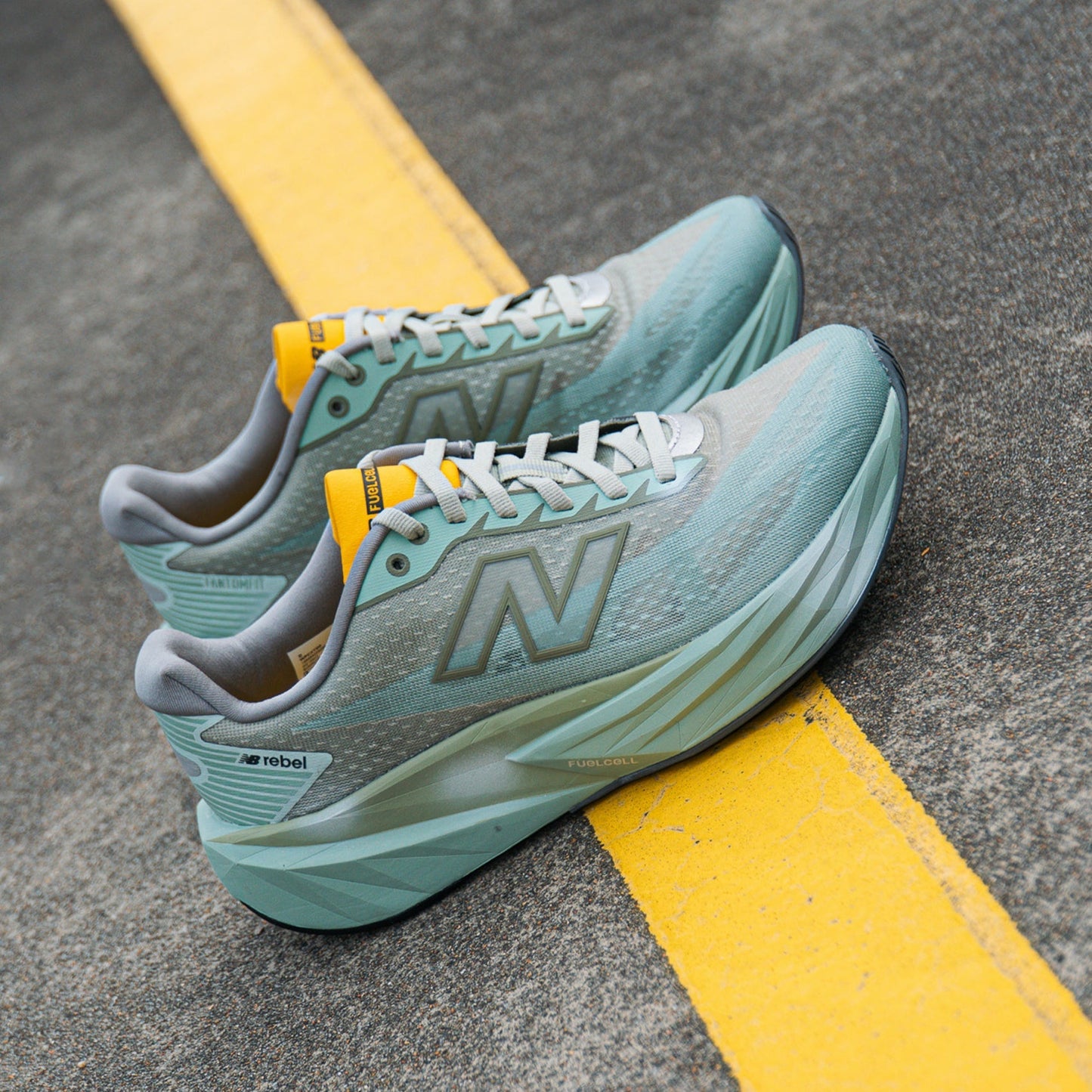 Womens New Balance FuelCell Rebel v5 (Wide)