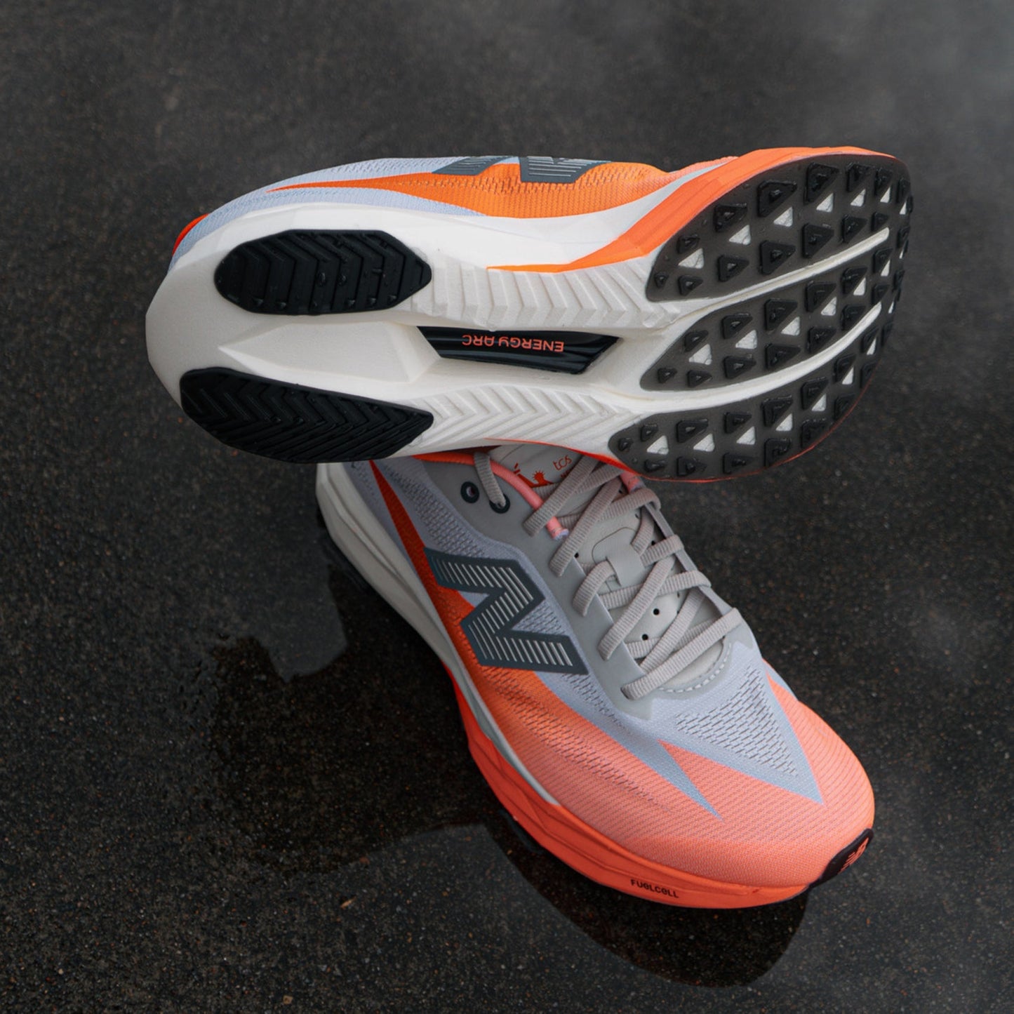 Mens New Balance FuelCell SuperComp Elite v5 TCS NYC Marathon